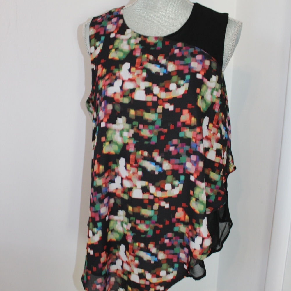 Beautiful Asymmetrical Blouse!